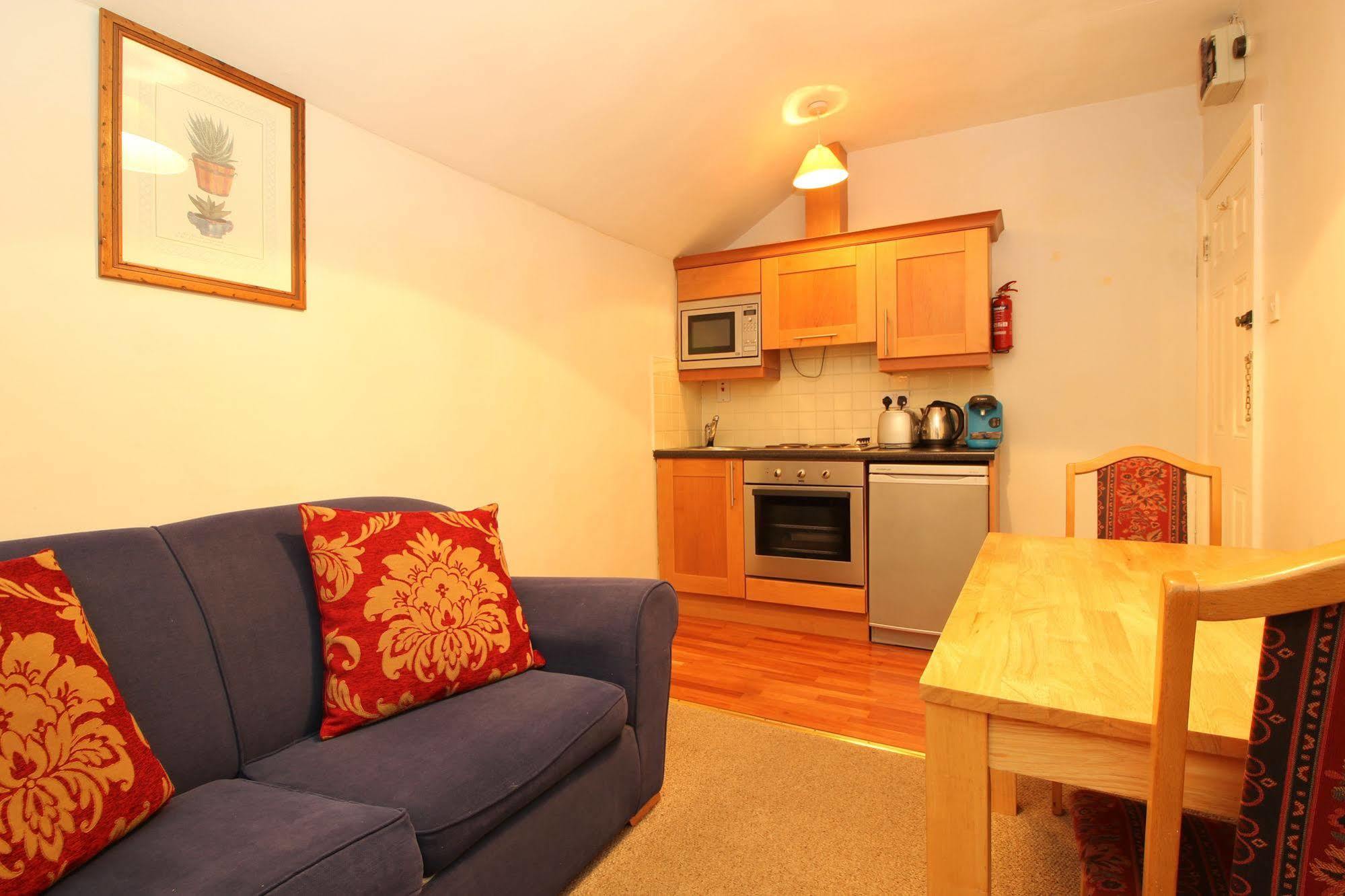 Latchfords Self Catering Apartments Дублін Екстер'єр фото